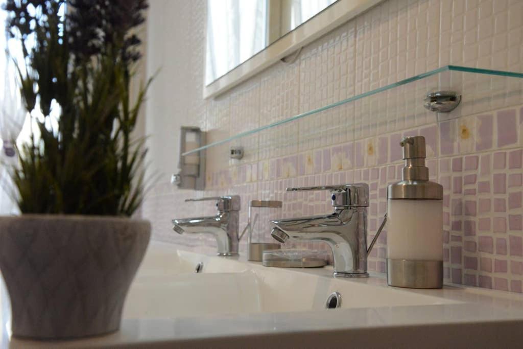 A Casa Di Rosa Apartment Рим Екстериор снимка